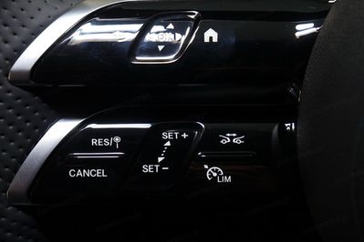 Mercedes E Klasa 220 d 4-Matic AMG