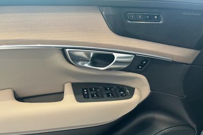 Volvo XC90 B5 B AWD Plus Bright 7os aut