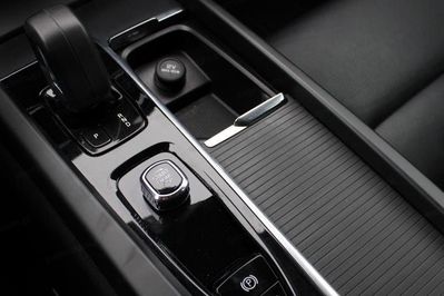 Volvo V60 B4 D Momentum Pro