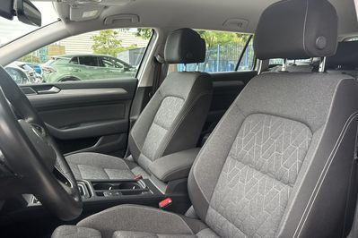 Volkswagen Passat Business 1.5 TSI EVO DSG