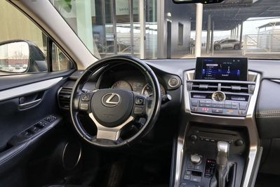Lexus NX 200T Comfort Awd