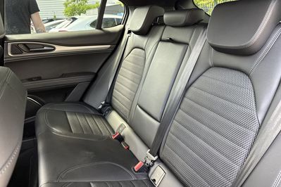 Alfa Romeo Stelvio 2.0 Turbo Sprint Q4 aut