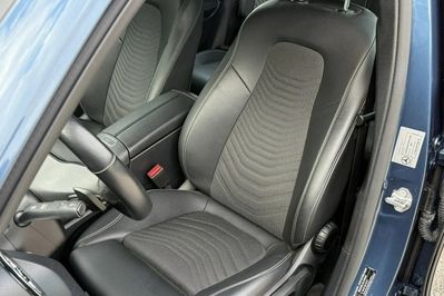 Mercedes GLB 200