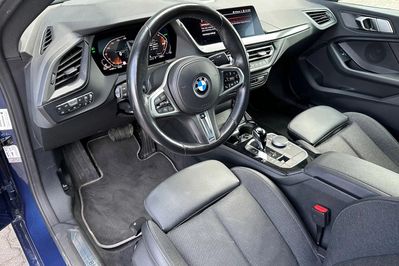 BMW Seria 2 Gran Coupe 218d Sport Line