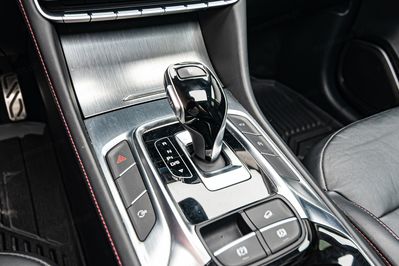 MG HS 1.5 T-GDI Exclusive DCT