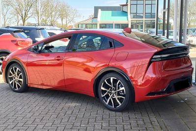 Toyota Prius Prestige 2.0 Hybrid Plug-in