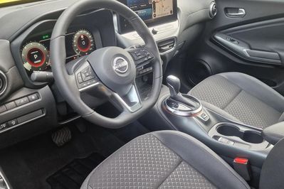 Nissan Juke 1.0 DIG-T N-Connecta DCT