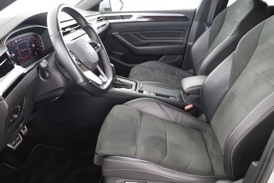Volkswagen Arteon 2.0 TSI R-Line DSG