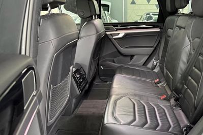 Volkswagen Touareg R 3.0 V6 TFSI Plug-In Hybrid 280kW 4Motion