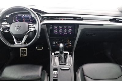 Volkswagen Arteon 2.0 TSI R-Line DSG