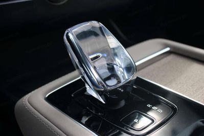 Volvo XC90 T8 AWD Plug-In Hybrid Plus Bright