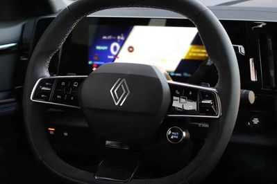 Renault Rafale Atelier Alpine MMT 4x4 1.2 E-Tech PHEV