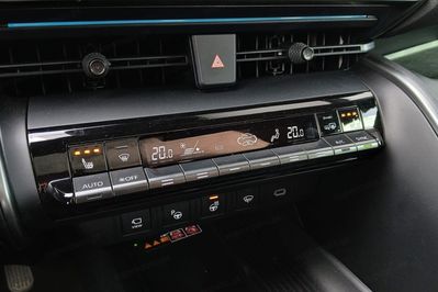 Toyota C-HR 2.0 PHEV Dynamic Force Tokyo Edition