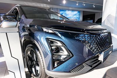 Omoda 5 1.5 T-GDI Hybrid Premium DHT