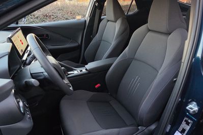 Toyota C-HR 2.0 PHEV Dynamic Force Style