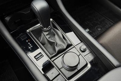 Mazda 3 2.0 Exclusive-Line