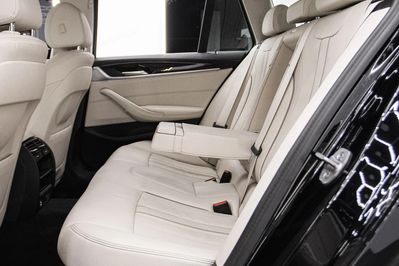 BMW Seria 5 520I Luxury Line