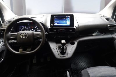 Toyota Proace City Verso L1H1 Business