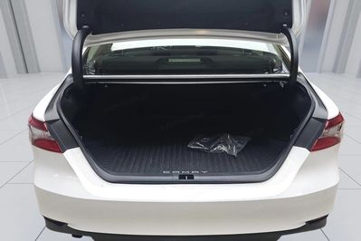 Toyota Camry 2.5 Hybrid Comfort CVT