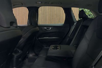 Volvo XC60 T8 Plug-In Hybrid AWD Ultra Dark