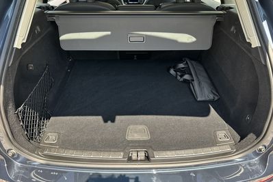 Volvo XC60 B4 B Plus Dark