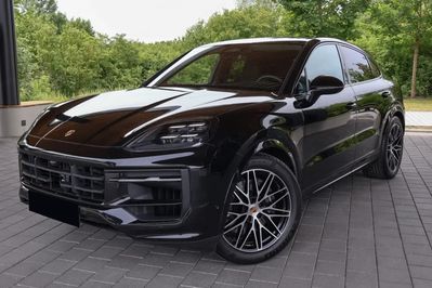 Porsche Cayenne Coupe E-Hybrid Black Edition