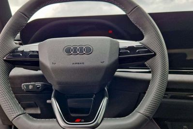 Audi A6 TDI quattro S line Avant