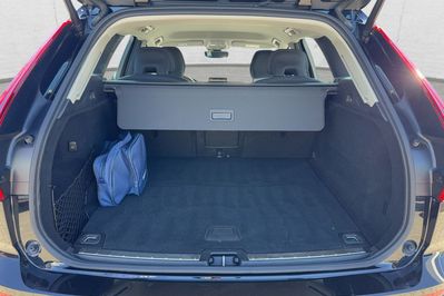 Volvo XC60 B5 B AWD Plus Bright aut