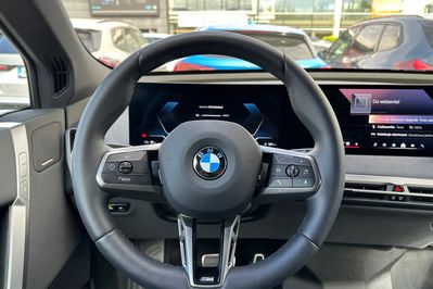 BMW iX xDrive45 100.6kWh
