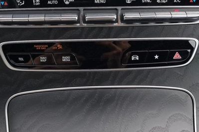 Mercedes Klasa E Kombi 220 d AMG Line