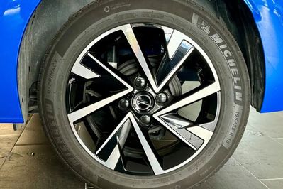 Opel Corsa GS  1.2 Turbo