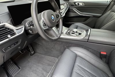 BMW X7 xDrive40i M Sport