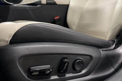 Lexus ES 300h Business Edition 2.5 E-CVT