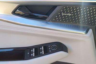 Renault Espace E-Tech Full Hybrid 200 Iconic MMT