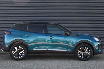 Peugeot 2008 GT e-DCS 1.2 mHEV