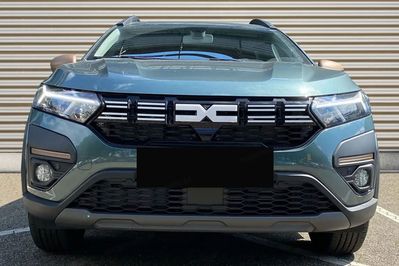 Dacia Jogger Extreme 5-miejsc 1.6 Full Hybrid
