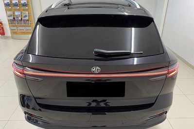 MG HS 1.5T HEV+ Exclusive aut