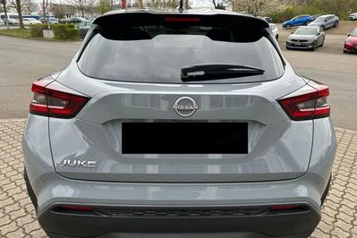 Nissan Juke N-Connecta 1.0 DIG-T