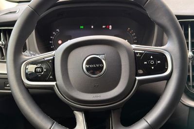 Volvo XC60 B5 B AWD Core aut
