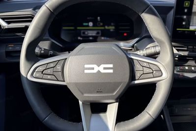 Dacia Bigster Expression 1.8 Full Hybrid