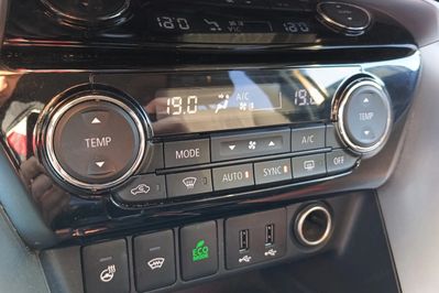 Mitsubishi Eclipse Cross 1.5T Intense Plus CVT