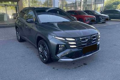 Hyundai Tucson 1.6 T-GDi Smart Black 2WD DCT