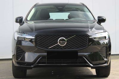 Volvo XC60 B5 AWD Plus Dark