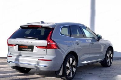 Volvo XC60 T6 Plug-In Hybrid AWD Plus Dark aut