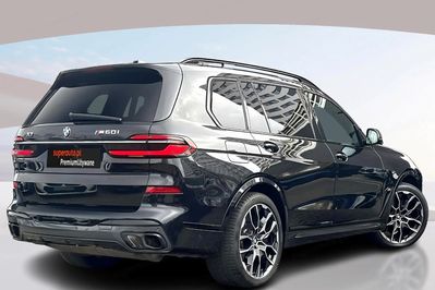 BMW X7 M60i xDrive