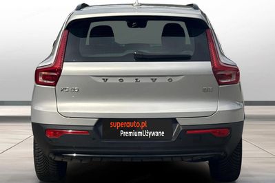 Volvo XC40 B3 Plus Dark