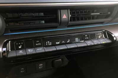 Toyota Prius Plug-in 2.0 Hybrid Prestige