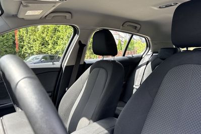 BMW Seria 1 118i Advantage aut