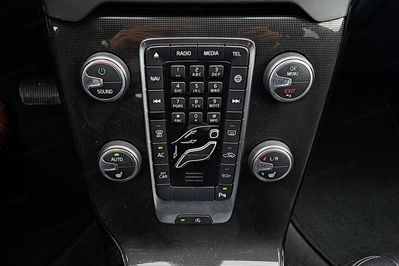 Volvo V40 D3 Drive-E Momentum aut