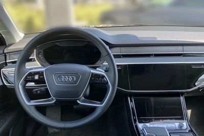 Audi A8 L 60 TFSI mHEV Quattro Tiptr.